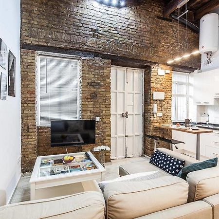 Nice Apartment In The Heart Of Севілья Екстер'єр фото