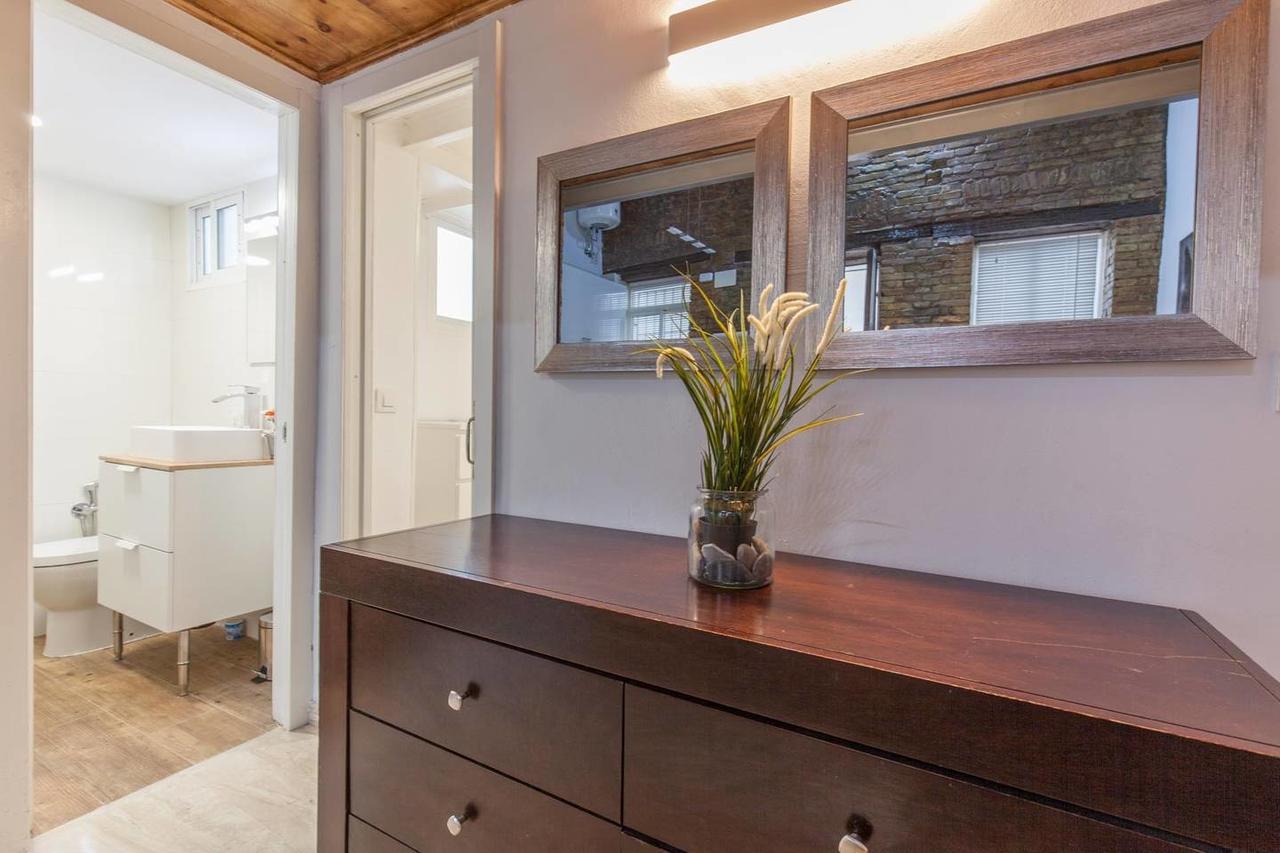 Nice Apartment In The Heart Of Севілья Екстер'єр фото